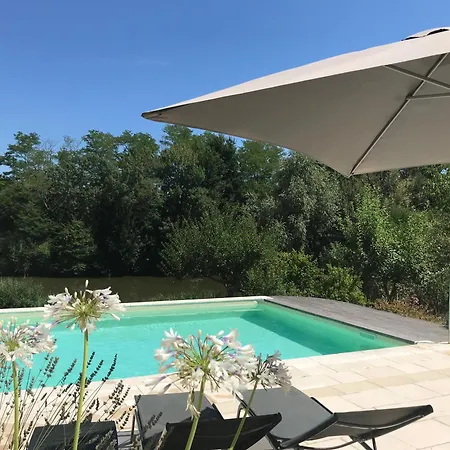 La Maison Du Lac**** 別荘 *