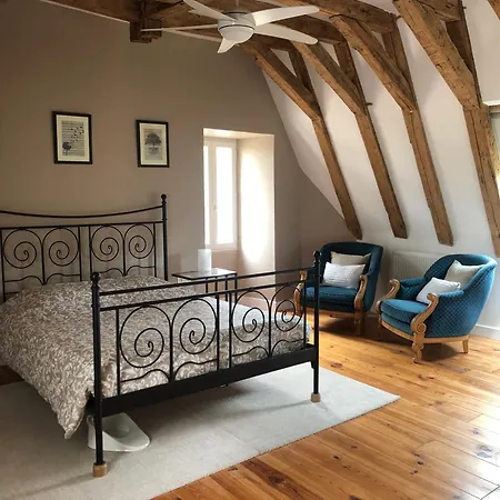La Maison Du Lac**** * Saint-Martin-de-Gurçon